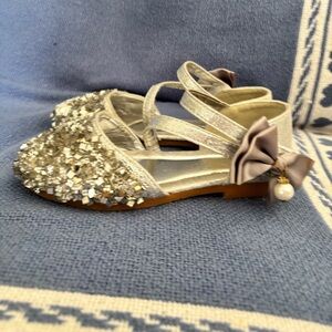 Sparkling Silver Kids Shoes with Bow